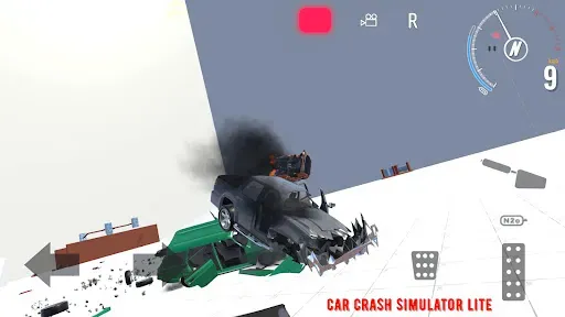 Скриншот 2 — Car Crash Simulator Lite