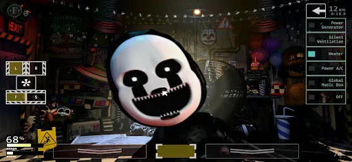 Скриншот 2 — Ultimate Custom Night