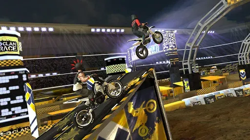 Скриншот 1 — Clan Race: PVP Motocross races