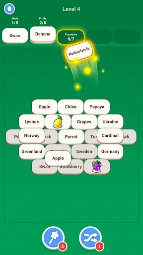 Скриншот 1 — Word Tiles - Word Puzzle Game