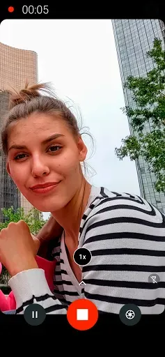 Скриншот 2 — Moto Camera 3