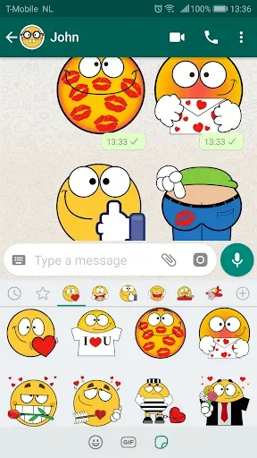 Скриншот 3 — Emojidom WAStickerApps стикеры