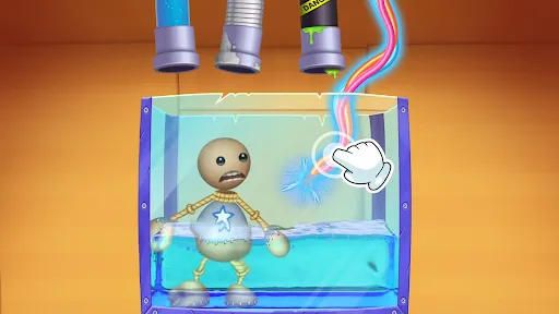 Скриншот 2 — Kick the Buddy：игра антистресс