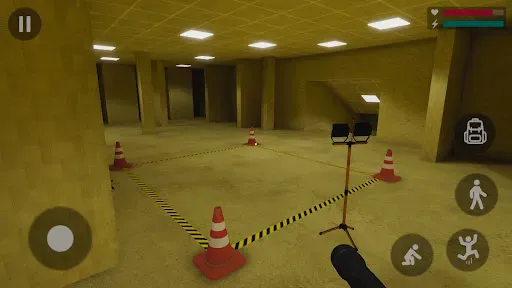 Скриншот 1 — Escape from Backrooms