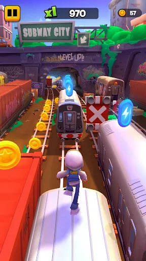 Скриншот 1 — Subway Surfers City