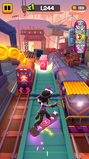 Скриншот 2 — Subway Surfers City